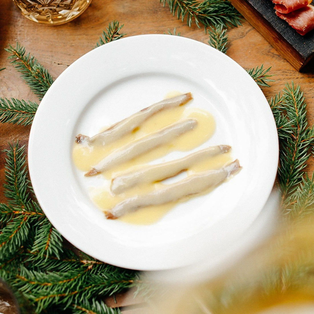 ANCHOVIES IN SMOKED BUTTER